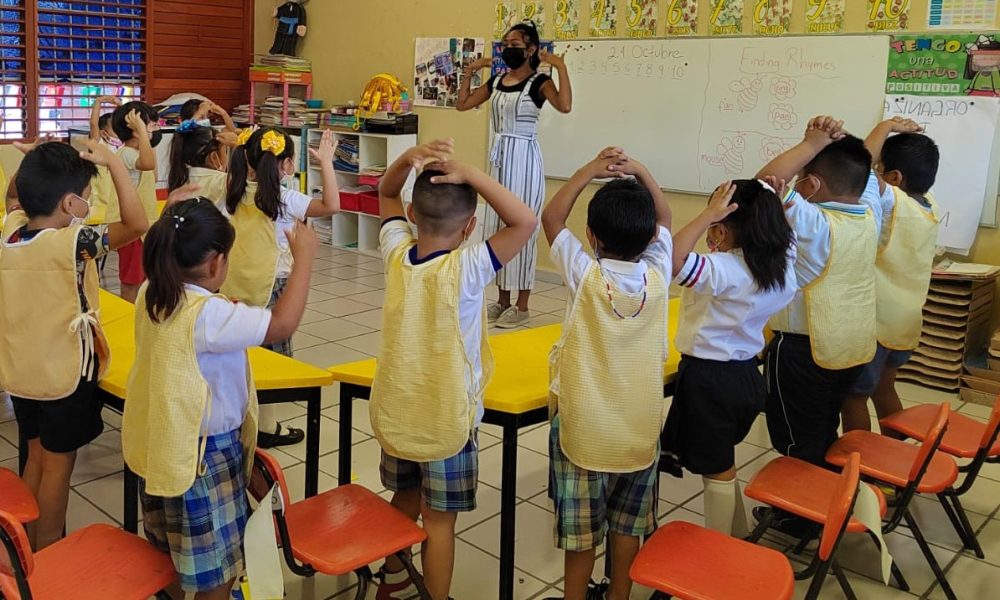 Regresan a clases 350 mil alumnos de educación básica en Quintana Roo